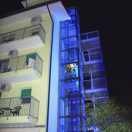 Hotel Da Giovanna Lignano Sabbiadoro Exterior foto